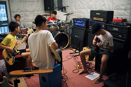 �Ҿ��ͧ���¹ 111